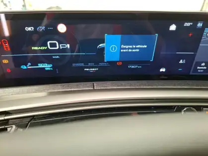 PEUGEOT 3008 ALLURE 73 kWh 210 CV 