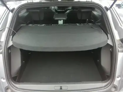 PEUGEOT 2008 ALLURE HYBRID 136 CV e-DCS6