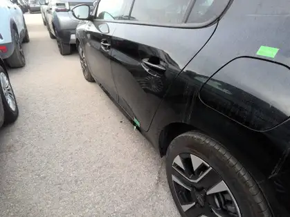 PEUGEOT 208 ALLURE HYBRID 100 CV E-DCS6