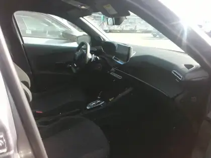 PEUGEOT 2008 STYLE Hybrid 136 CV E-DCS6 