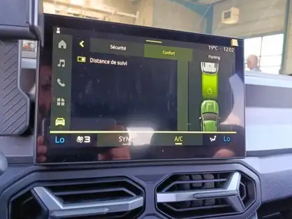 DACIA BIGSTER HYBRID JOURNEY HYBRID 155 CV 