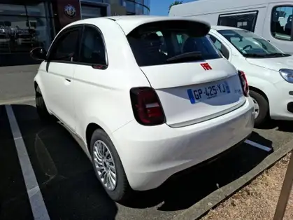 FIAT 500E BERLINE 500 e 95 ch (RED) 2.0