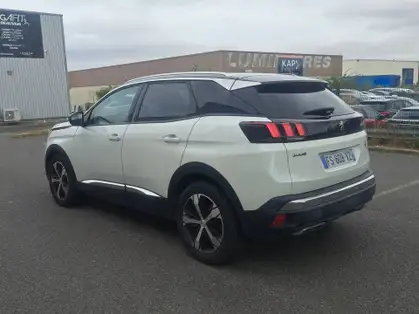 PEUGEOT 3008 2.0 BlueHDi 150ch S&S BVM6 Allure