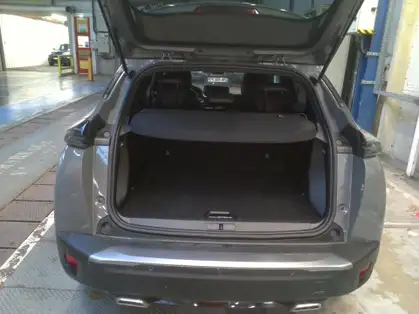 PEUGEOT 2008 ALLURE HYBRID 136 CV e-DCS6