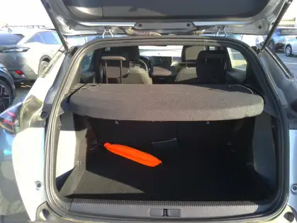 PEUGEOT 2008 STYLE Hybrid 136 CV E-DCS6 