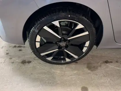 PEUGEOT 308 GT Hybrid 145 CV e-DCS6