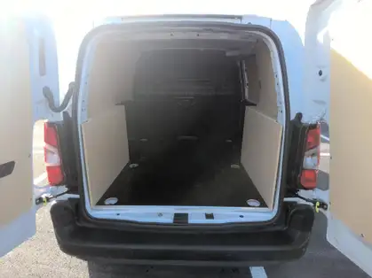 OPEL COMBO CARGO TAILLE M 950 KG BLUEHDI 100 CV BVM6