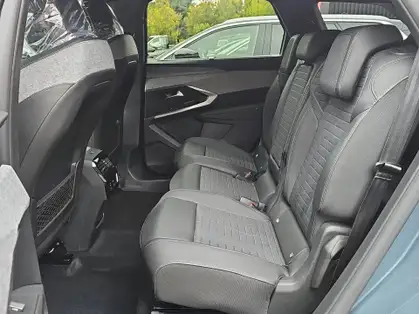 PEUGEOT 5008 Hybrid 145 e-DCS6 GT / Pack Vision 360