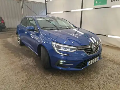 PEUGEOT 3008 Blue dCi 115 EDC Techno