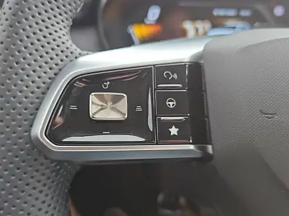MG ZS 1.5 L Hybrid+ 197 ch Standard