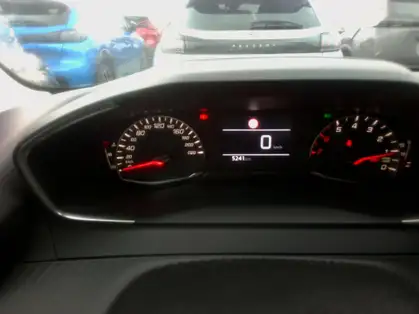 PEUGEOT 208 ACTIVE 1.2 PURETECH 100 CV BVM6