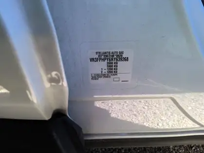 PEUGEOT 408 GT HYBRID 136 CV e-DCS6