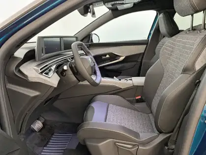 PEUGEOT 3008 ALLURE Hybrid 145 CV e-DCS6 