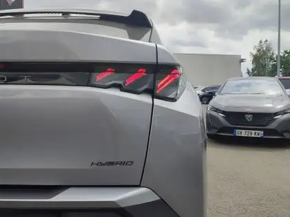 PEUGEOT 3008 GT Hybrid 145 e-DCS6