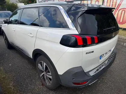 PEUGEOT 5008 GT LINE 1.6 BlueHDi 120 CVEAT6 