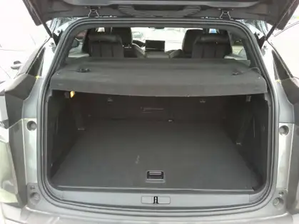 PEUGEOT 3008 GT HYBRID 225 CV E-EAT8