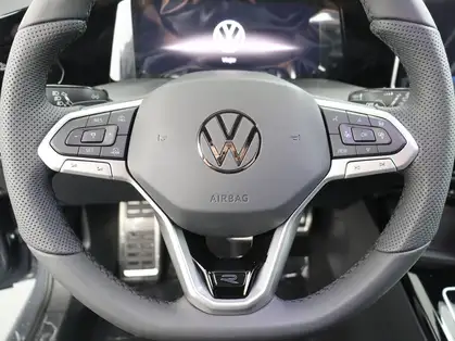 VOLKSWAGEN GOLF 1.5 eTSI EVO2 150 DSG7 R-Line Limited