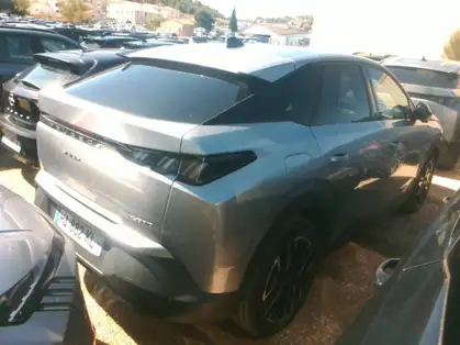 PEUGEOT 3008 ALLURE HYBRIDE 136 CV e-DCS6