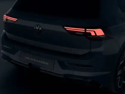 VOLKSWAGEN GOLF R-LINE EDITION 1.5 eTSI EVO2 150 DSG7 