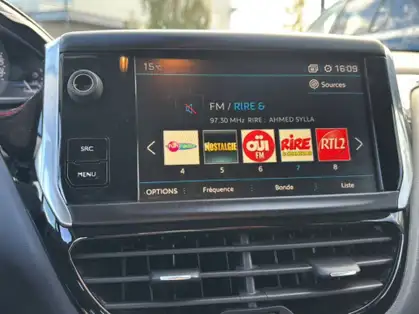 PEUGEOT 208 SIGNATURE 1.2 PURETECH 82 CV BVM