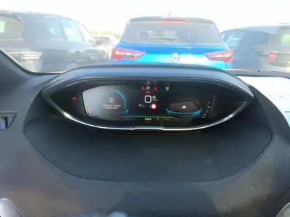 PEUGEOT 3008 GT HYBRID 225 CV E-EAT8