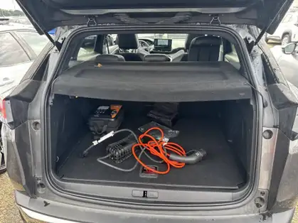 PEUGEOT 3008 GT HYBRID 225 CV E-EAT8