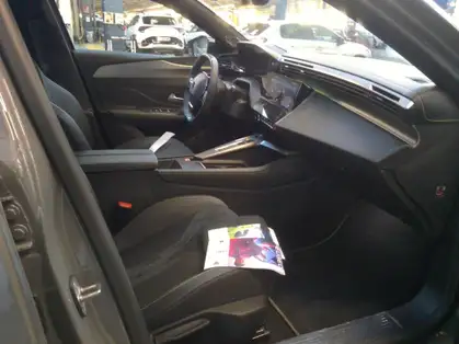 PEUGEOT 408 GT HYBRID 136 CV e-DCS6