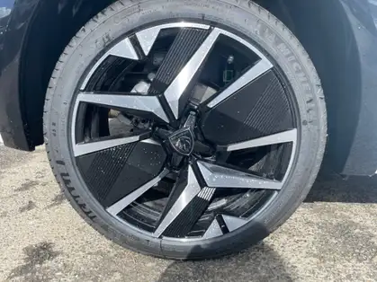 PEUGEOT 208 GT Hybrid 145 CV e-DCS6