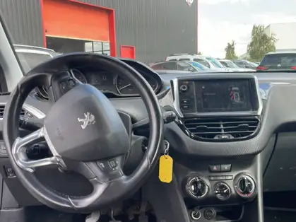 PEUGEOT 2008 STYLE 1.6 BlueHDi 75 CV BVM5