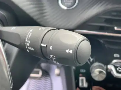 PEUGEOT 2008 GT Hybrid 145 CV e-DCS6