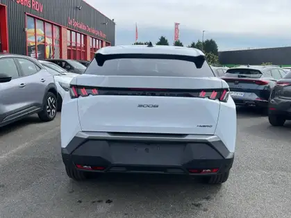 PEUGEOT 3008 ALLURE HYBRIDE 136 CV e-DCS6