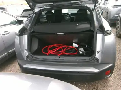 PEUGEOT 2008 50 kWh 136 ch GT
