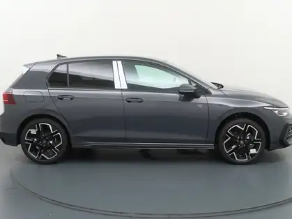 VOLKSWAGEN GOLF 1.5 eTSI EVO2 150 DSG7 R-Line Limited