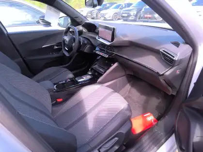 PEUGEOT 2008 ALLURE Hybrid 145 CV e-DCS6 