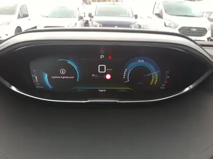 PEUGEOT 3008 GT HYBRID 225 CV E-EAT8