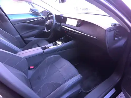 DS DS 4 ETOILE Hybride 136 e-DCT6 + Alcantara