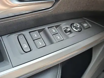 PEUGEOT 5008 GT 1.2 HYBRID 136 CV E-DCS6