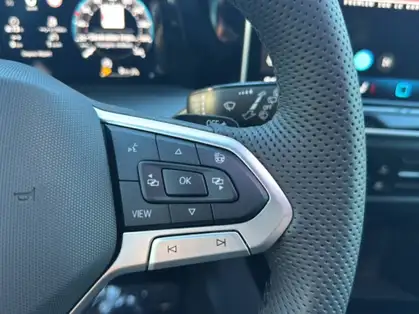 VOLKSWAGEN GOLF R-LINE LIMITED 1.5 eTSI EVO2 150 CV DSG7 