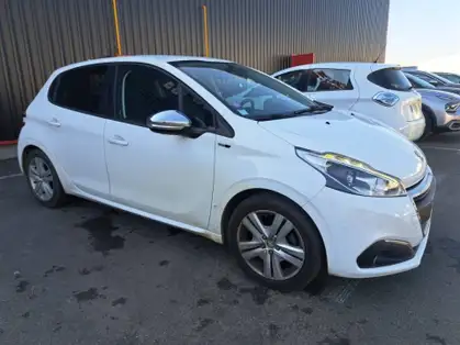 PEUGEOT 208 208 STYLE 1.2 PURETECH 82 CV BVM5
