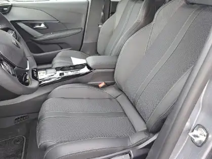 PEUGEOT 208 GT Hybrid 145 CV e-DCS6