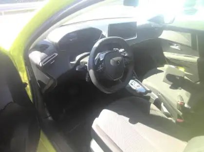 PEUGEOT 208 Hybrid 110 ch e-DCS6 Style