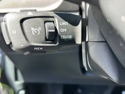 PEUGEOT 2008 GT Hybrid 145 CV e-DCS6 