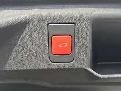 PEUGEOT 5008 GT 1.2 HYBRID 136 CV E-DCS6