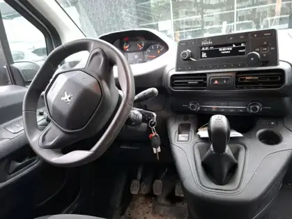PEUGEOT PARTNER FOURGON STANDARD PREMIUM 650 KGS BLUEHDI 100 CV BVM5 