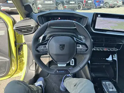 PEUGEOT 208 GT HYBRID 100 CV E-DCS6 