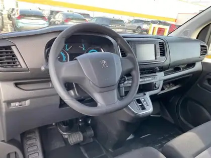 PEUGEOT E-EXPERT FOURGON TAILLE M ELECTRIQUE 50 KWH 136 CV