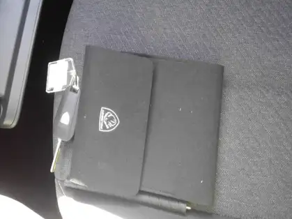 PEUGEOT 208 Hybrid 110 ch e-DCS6 Style