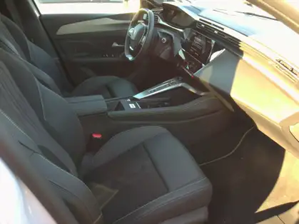 PEUGEOT 408 GT HYBRID 136 CV e-DCS6