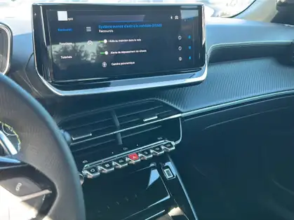 PEUGEOT 2008 GT Hybrid 145 CV e-DCS6 