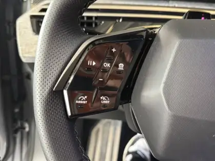PEUGEOT 3008 325 ch 4x4 73 kWh GT